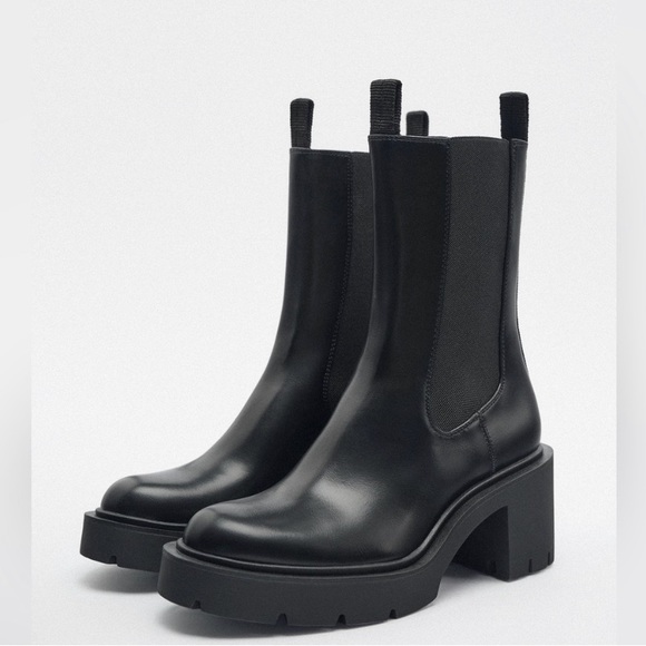 ZARA NWT HIGH BLOCK HEEL CHELSEA ANKLE BOOTS SIZE 10 - Picture 3 of 9